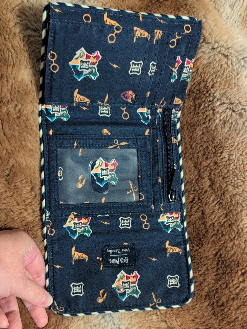 Vera Bradley Harry Potter Tri Fold Wallet - Picture 2 of 5